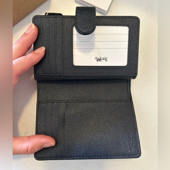 Coach Midnight Blue Leather Corner Zip Coin Case Wallet - Picture 7 of 10